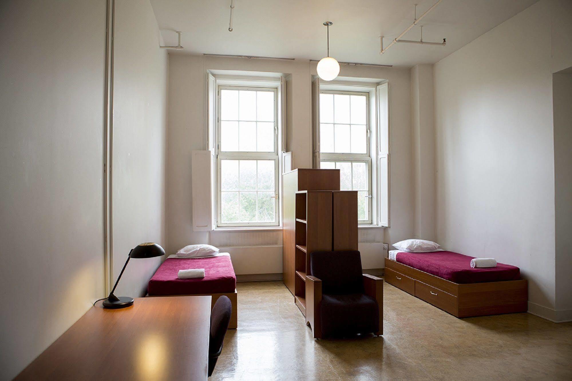 The Grey Nuns Residence By Concordia University Montreal Luaran gambar